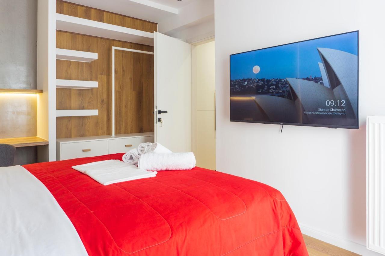 New Modern Style Home Next To The Train Station Thessaloníki Luaran gambar