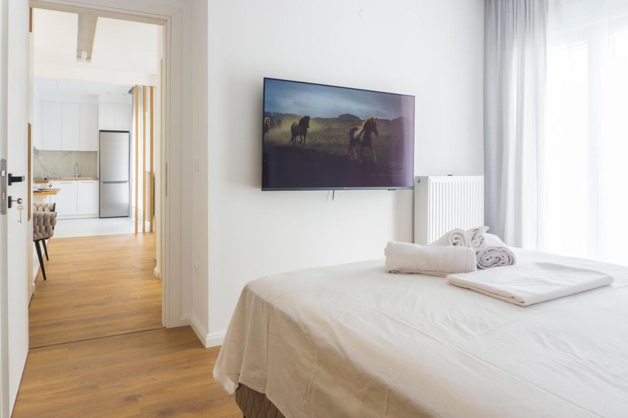 New Modern Style Home Next To The Train Station Thessaloníki Luaran gambar