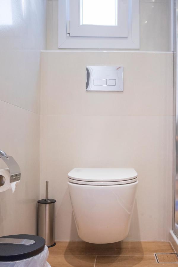 New Modern Style Home Next To The Train Station Thessaloníki Luaran gambar