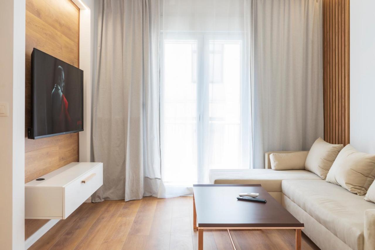 New Modern Style Home Next To The Train Station Thessaloníki Luaran gambar
