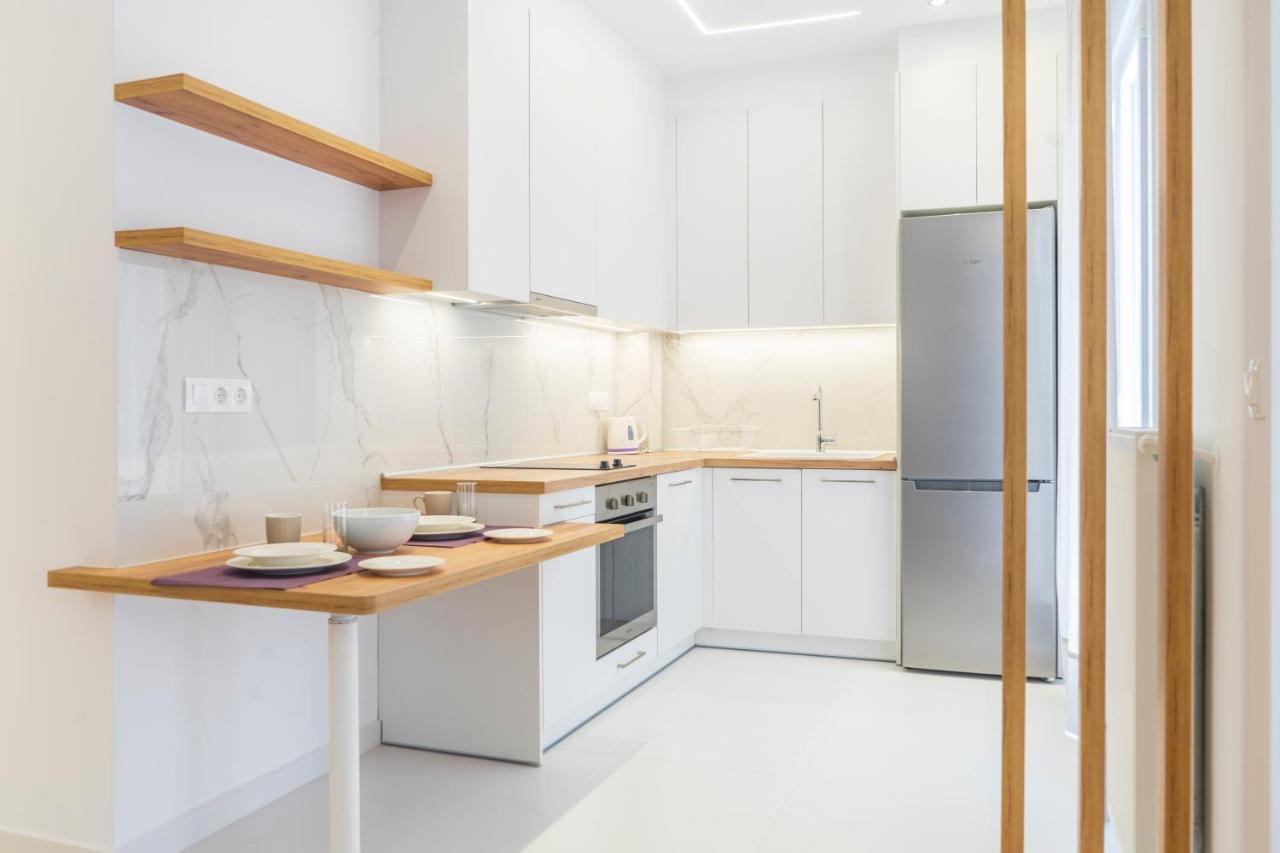 New Modern Style Home Next To The Train Station Thessaloníki Luaran gambar